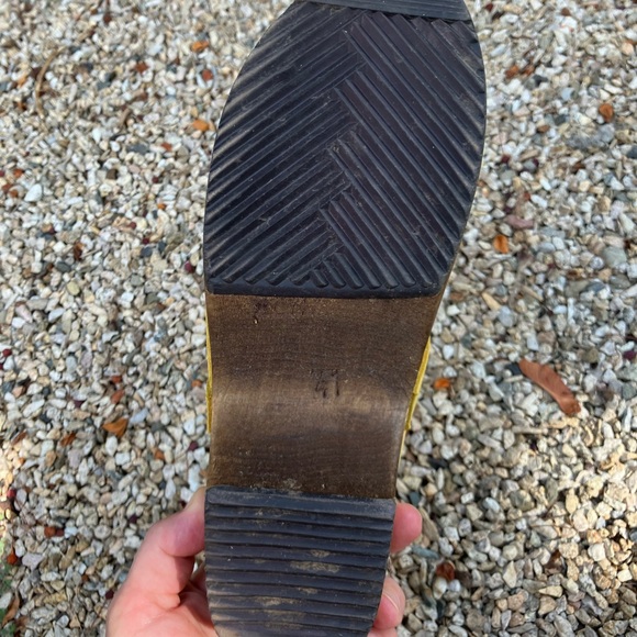 Lotta’s from Stockholm yellow nubuck leather clogs EUC size 41 - Picture 5 of 8